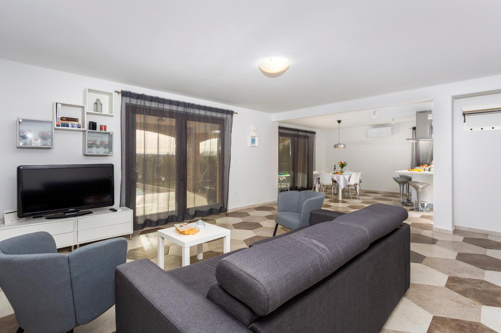 Home Begonia Krk Villa With Swimming Pool Zgaljic Exteriér fotografie